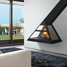 Камин Admeto, фронтальный, подвесной, с накл. трубой вправо, черный (Traforart) Камин Admeto, фронтальный, подвесной, с накл. трубой вправо, черный (Traforart)