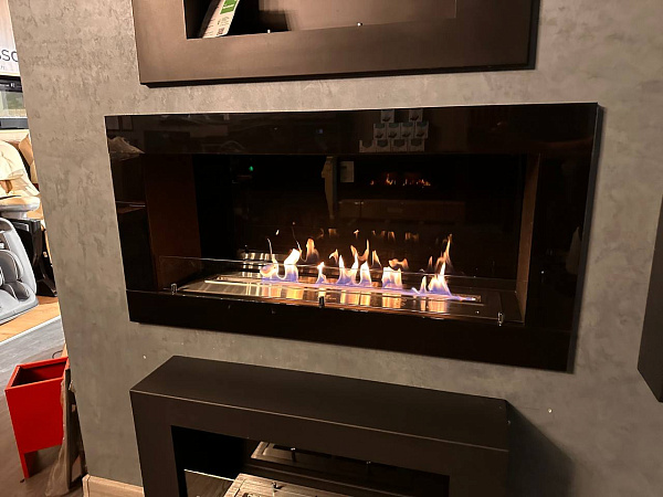 Firezo Automatic 900 в очаге Dipinto Diamond 1300_2 Firezo Automatic 900 в очаге Dipinto Diamond 1300_2