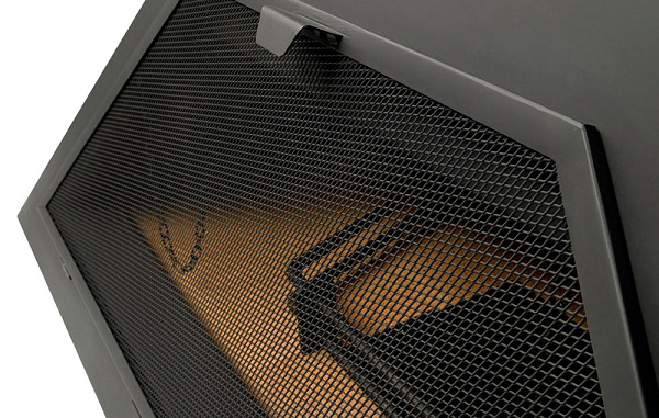 Камин Madrid, вертикальная труба справа, черный (Traforart)_2 Камин Madrid, вертикальная труба справа, черный (Traforart)_2