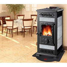 Castelmonte marilyn legna va Castelmonte marilyn legna va